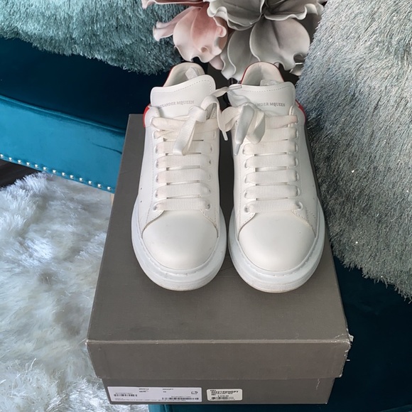 Sneakers - Picture 3 of 3